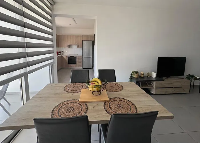 Appartamento Modern 2br Near Unic & Engomi Mall Lakatamia