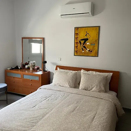 Spacious And Sleek In Engomi Lakatamia