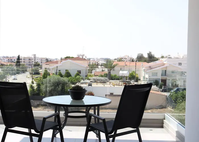 Modern 2br Near Unic & Engomi Mall Διαμέρισμα